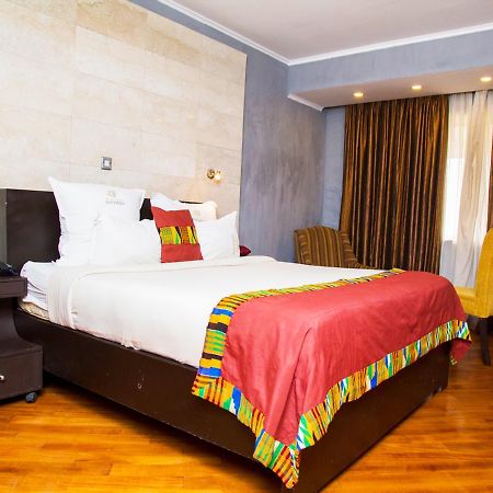 Hotel Bon Voyage Lagos Ngoại thất bức ảnh